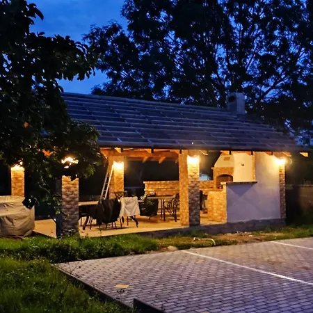 3 Apartment